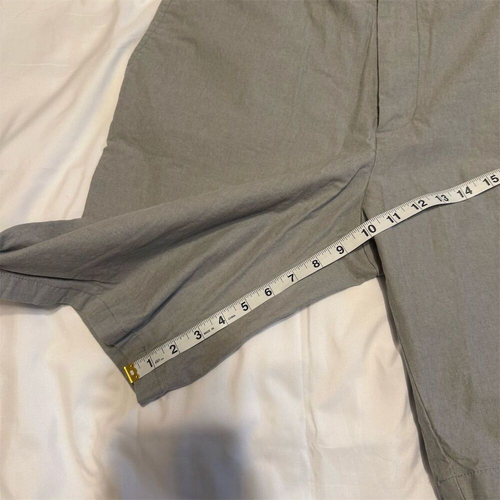 Old Navy Men's Slim Fit Chino Shorts Gray Size 36 Built-In Flex - Picture 4 of 6